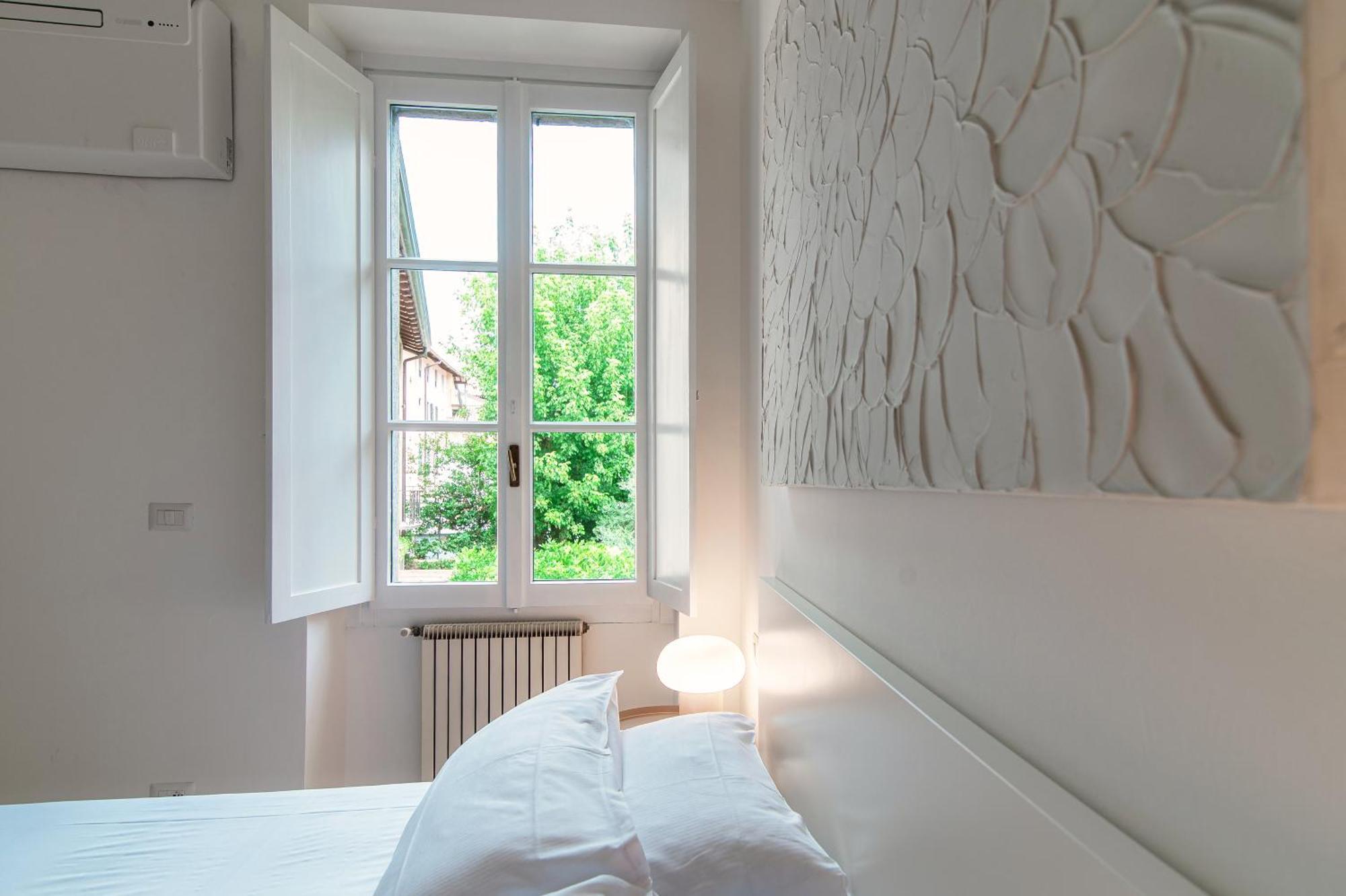 Giuliny Lovely Flat - The House Of Travelers Como Exterior photo